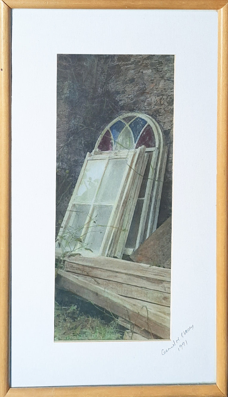 A window to the inside ~ Monard